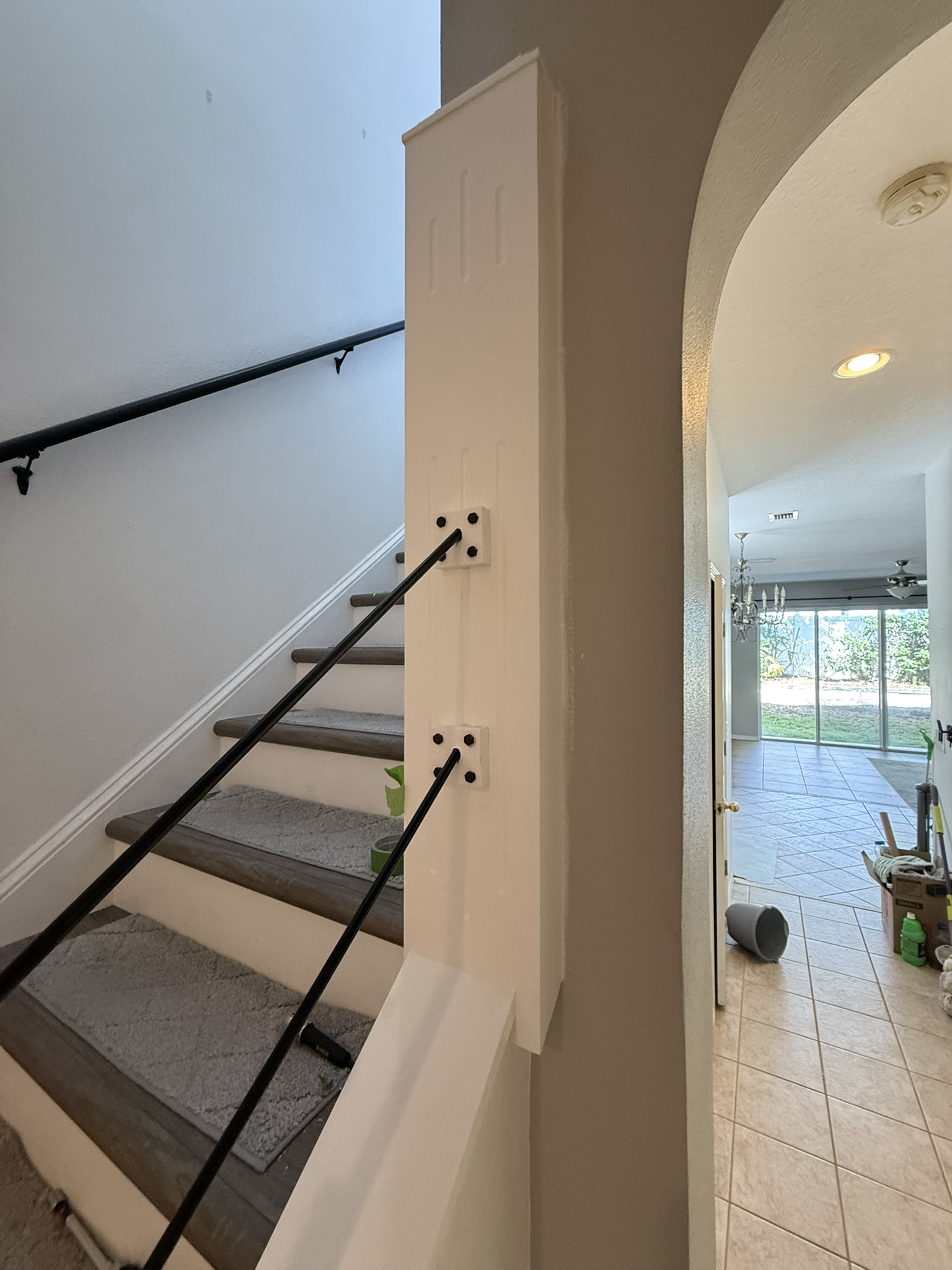 Stair handrail mounting detail
